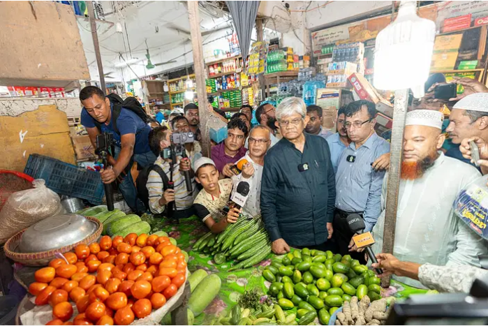 সিন্ডিকেটের কথা বলে তো পার পাব না: অর্থ ও বাণিজ্য উপদেষ্টা