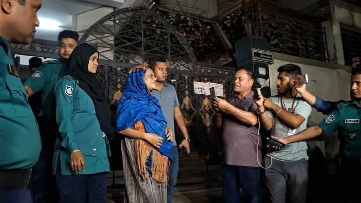 হত্যাচেষ্টা মামলায় সাবেক প্রসিকিউটর তুরিন আফরোজ গ্রেপ্তার।