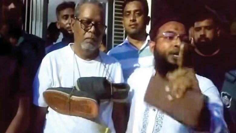 সাবেক সিইসি কে এম নুরুল হুদাকে আটক করল পুলিশ, ক্ষুব্ধ জনগণ পরাল জুতার মালা